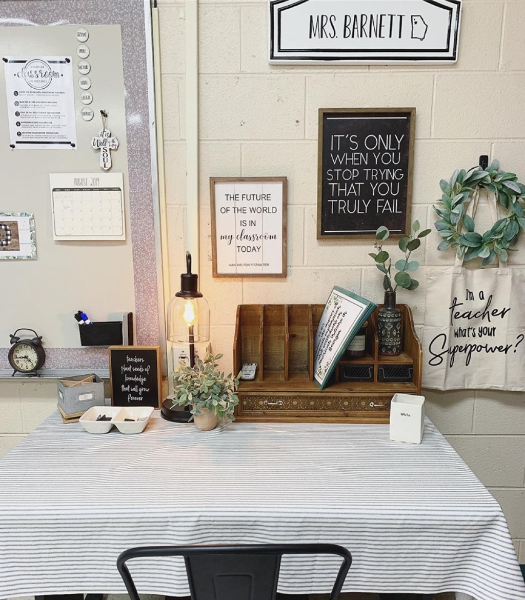 Picture of: Farmhouse Décor Ideas for the Classroom  Mohawk Home