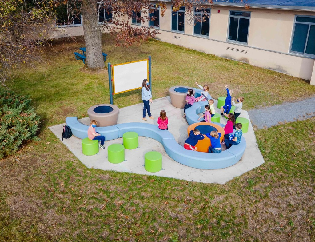 Picture of: Outdoor Classrooms – Parkworks