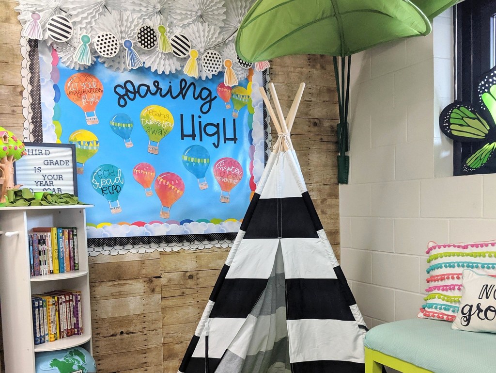 Picture of: Up and Away Reading Corner  Fun